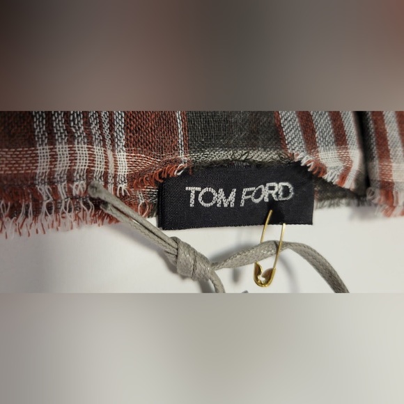 TOM FORD Rust Brown & White Plaid Cashmere Blend Fringed Scarf - Picture 4 of 6